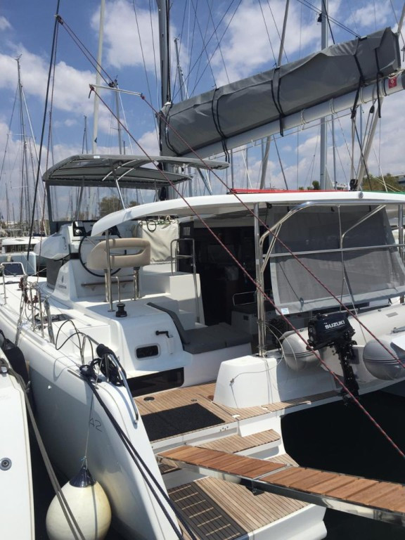 Yacht LAGOON - 42 "Freedom"