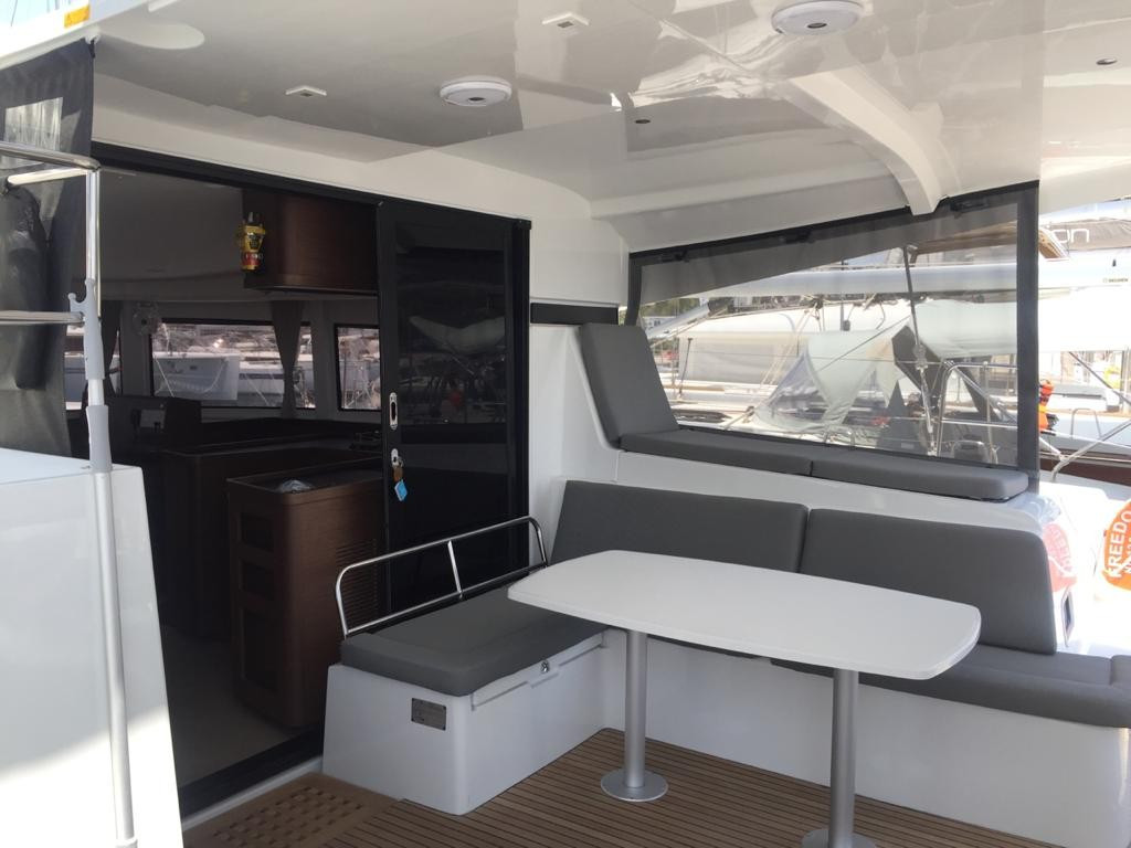 Yacht LAGOON - 42 "Freedom"