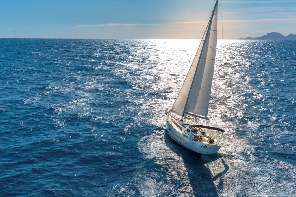 Yacht DUFOUR - 360 Grand Large "Alqamar"