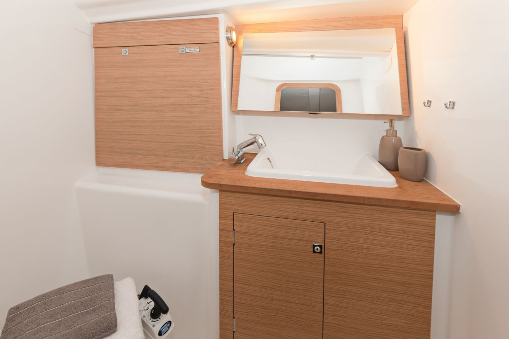 Yacht DUFOUR - 382 Grand Large "Regor"