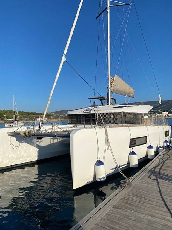 Yacht LAGOON - 40 "Esterel"