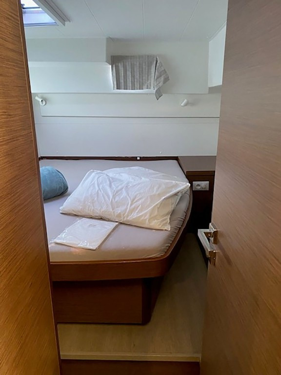 Yacht LAGOON - 40 "Esterel"