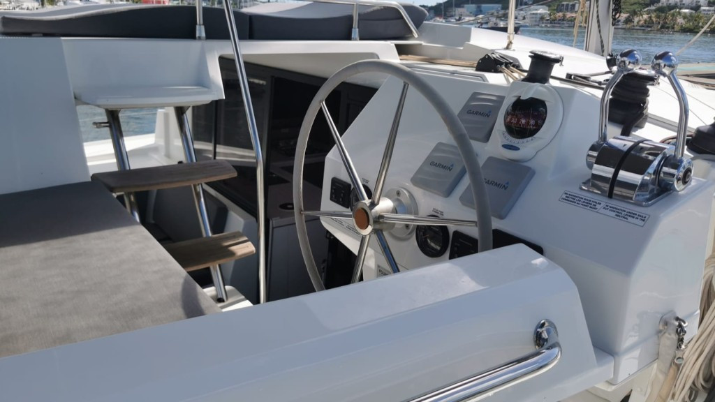 Yacht FOUNTAINE PAJOT - Astrea 42 "Marguerite"