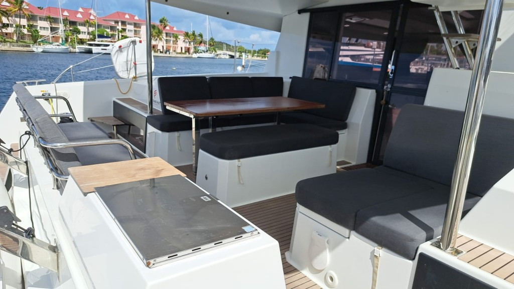 Yacht FOUNTAINE PAJOT - Astrea 42 "Marguerite"