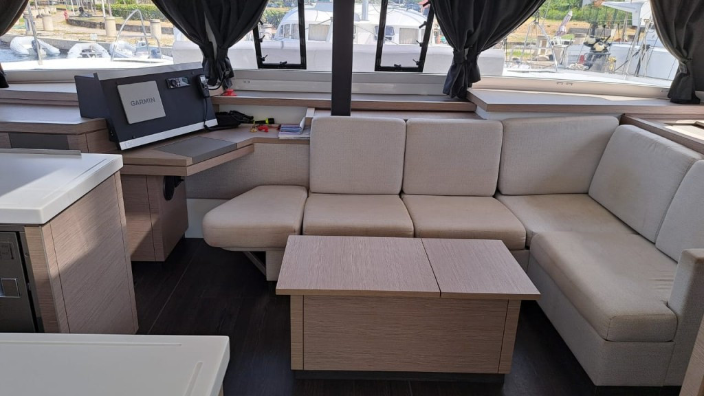 Yacht FOUNTAINE PAJOT - Astrea 42 "Marguerite"