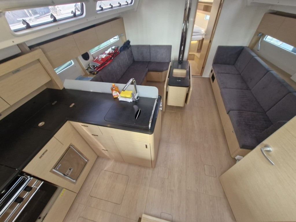 Yacht HANSE - 410 "Marius"