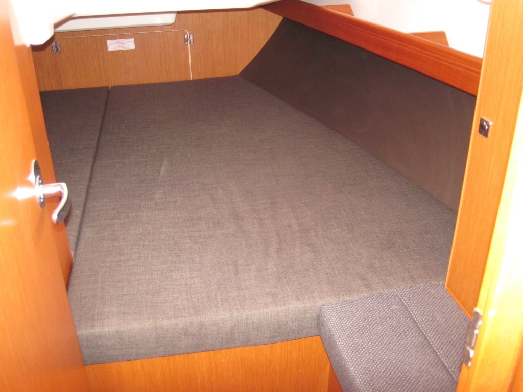 Yacht BAVARIA - Cruiser 37 "Fiamma"