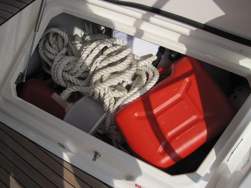 Yacht BAVARIA - Cruiser 37 "Fiamma"