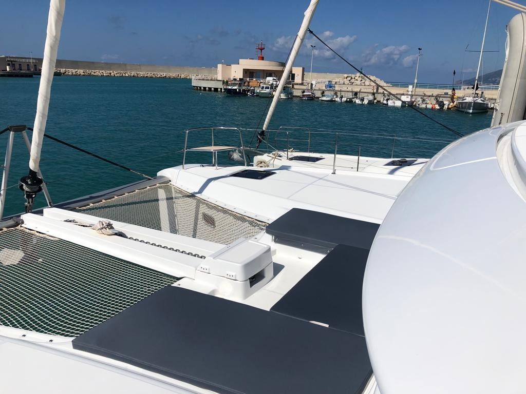 Yacht LAGOON - 46 "Arianna"