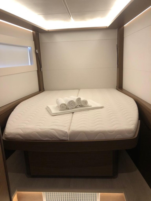 Yacht LAGOON - 46 "Oriana"