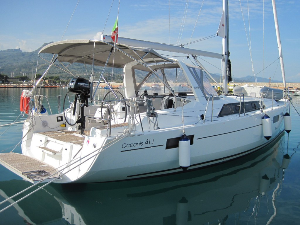 Yacht BENETEAU - Oceanis 41.1 "Stella"