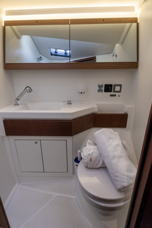 Yacht BENETEAU - Oceanis 46.1 "July"