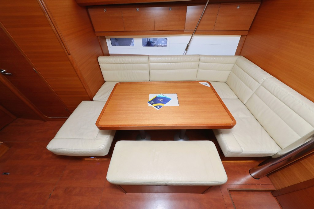 Yacht DUFOUR - 412 Grand Large "Fun 4 Friends"