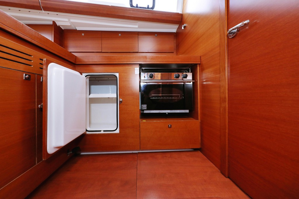 Yacht DUFOUR - 412 Grand Large "Fun 4 Friends"