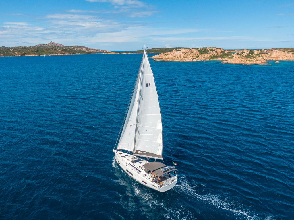 Yacht DUFOUR - 470 "Dione"