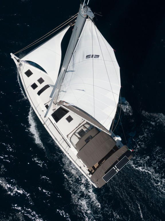 Yacht DUFOUR - 470 "Dione"
