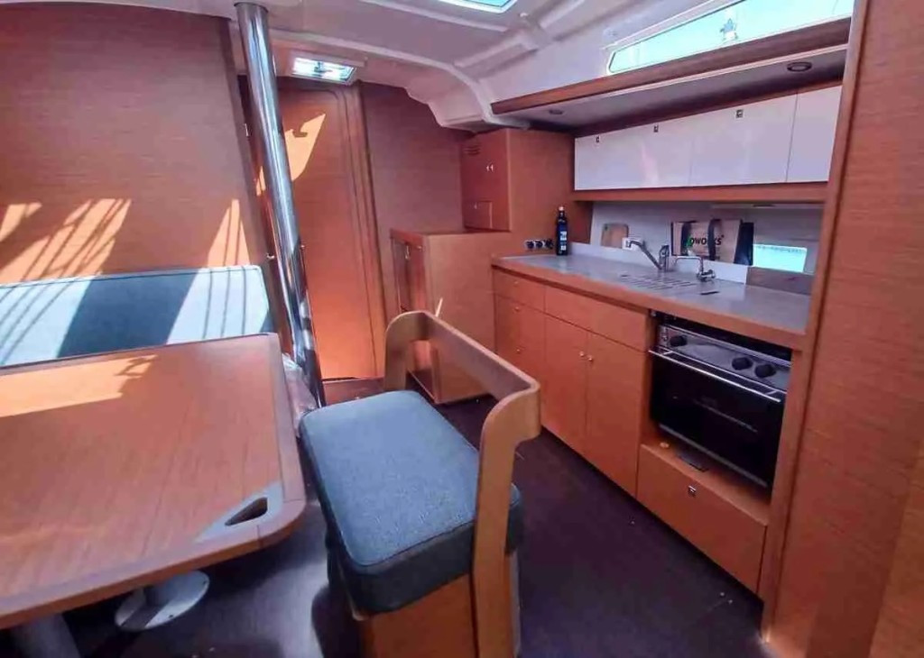 Yacht DUFOUR - 430 Grand Large "Sanluis Blues"