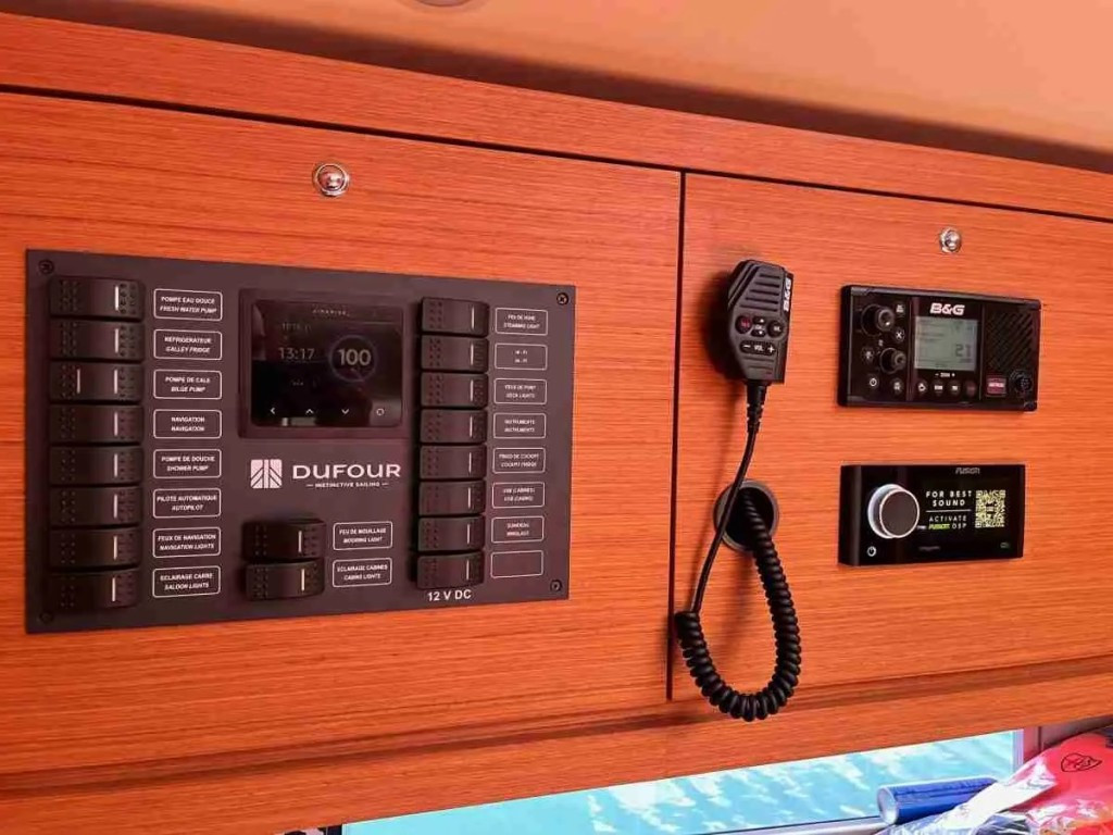 Yacht DUFOUR - 470 "Thalis II"