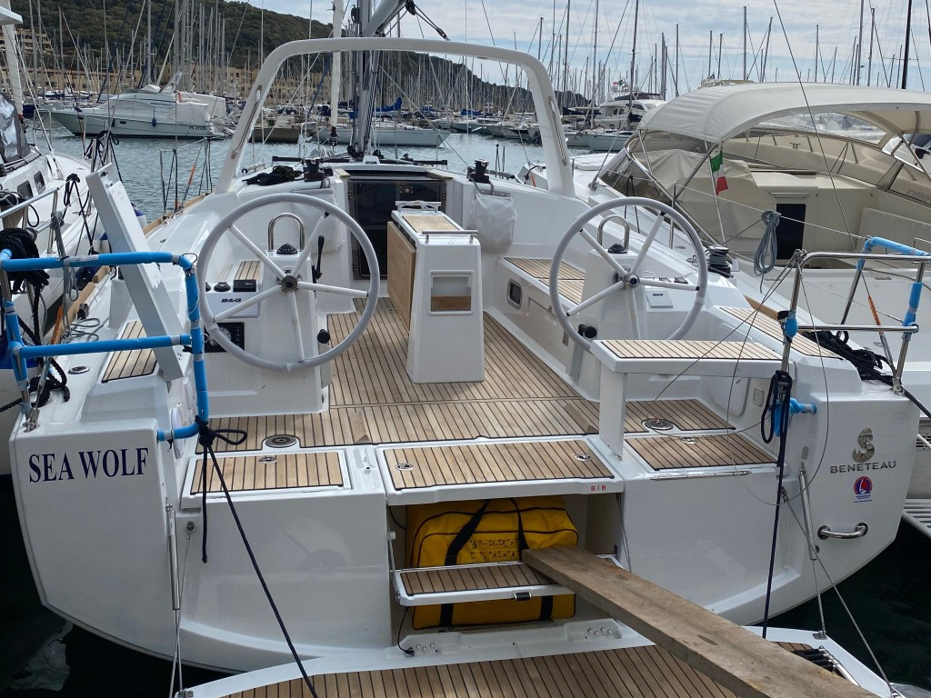 Yacht BENETEAU - Oceanis 38.1 "Sea Wolf"