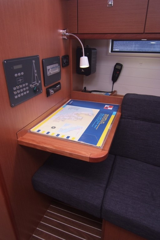 Yacht BAVARIA - Cruiser 37 "Dori"