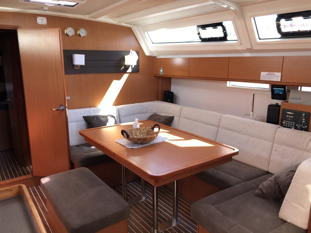 Yacht BAVARIA - Cruiser 46 "Amelia"