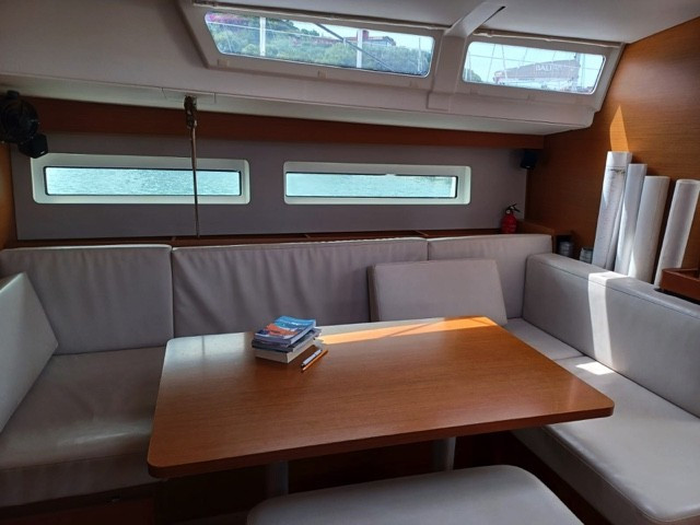 Yacht JEANNEAU - Sun Odyssey 490 "Cloe I"