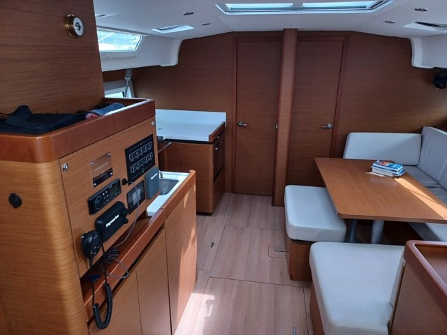 Yacht JEANNEAU - Sun Odyssey 490 "Cloe I"