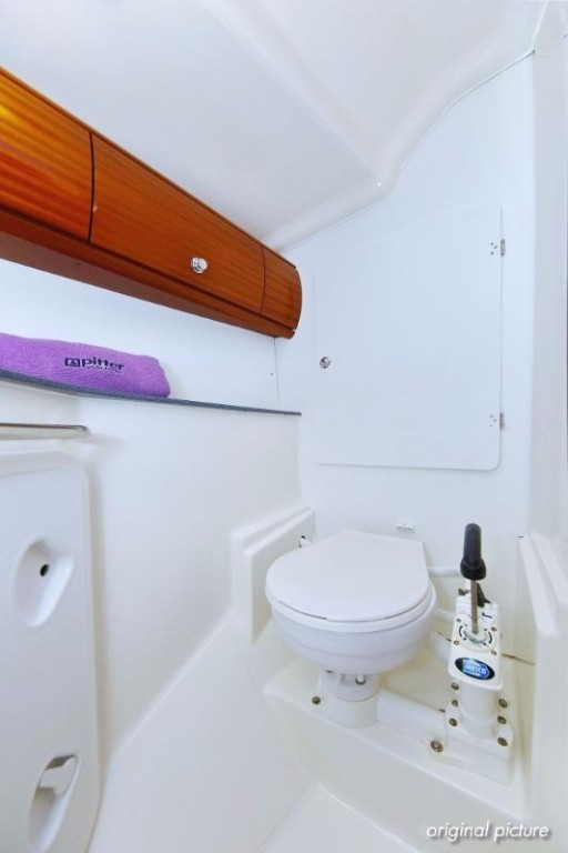 Yacht BAVARIA - 44 "Scorpion"