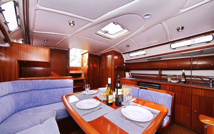 Yacht BAVARIA - 44 "Scorpion"