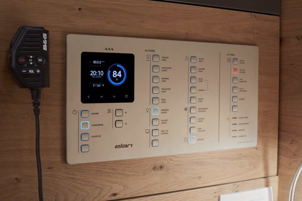 Yacht ELAN - Impression 45 "Furija"