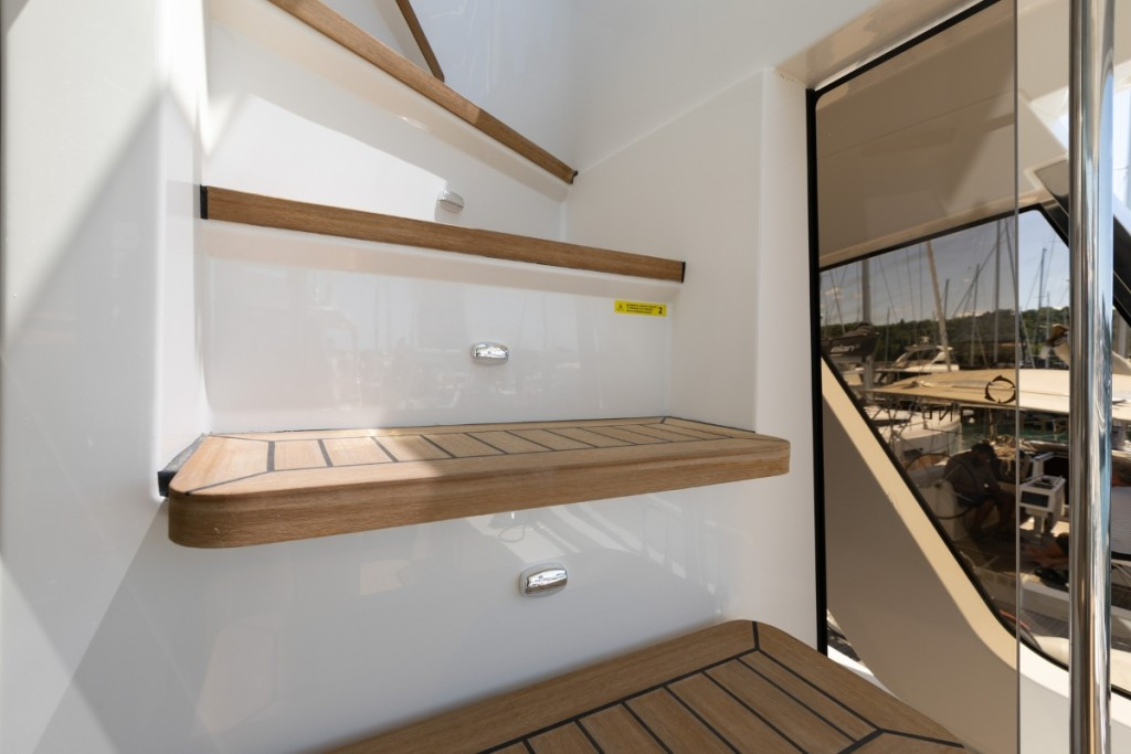 Yacht GREENLINE - 58 Fly "Seven Seas"