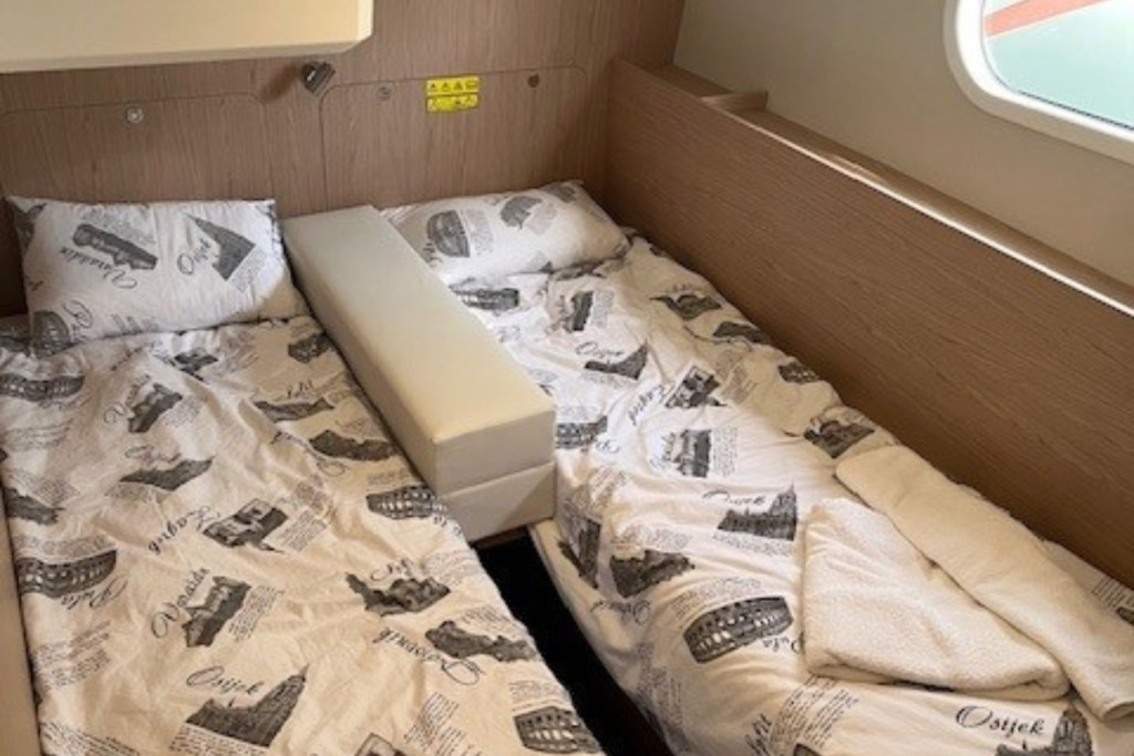 Yacht BENETEAU - Swift Trawler 41 Fly "Swift Home"