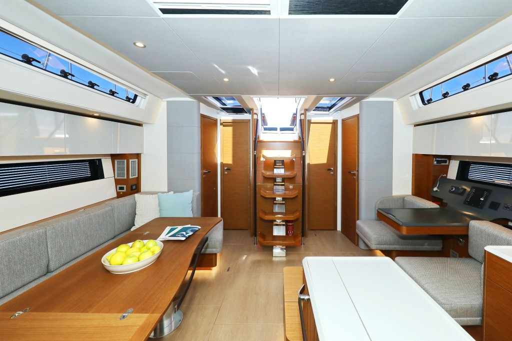 Yacht HANSE - 590 "Volare"