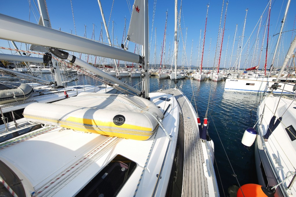 Yacht BAVARIA - Cruiser 41 "Morellina"