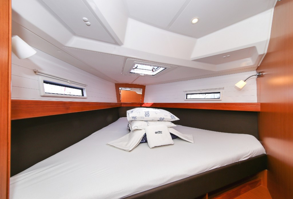 Yacht BAVARIA - Cruiser 41 "Morellina"