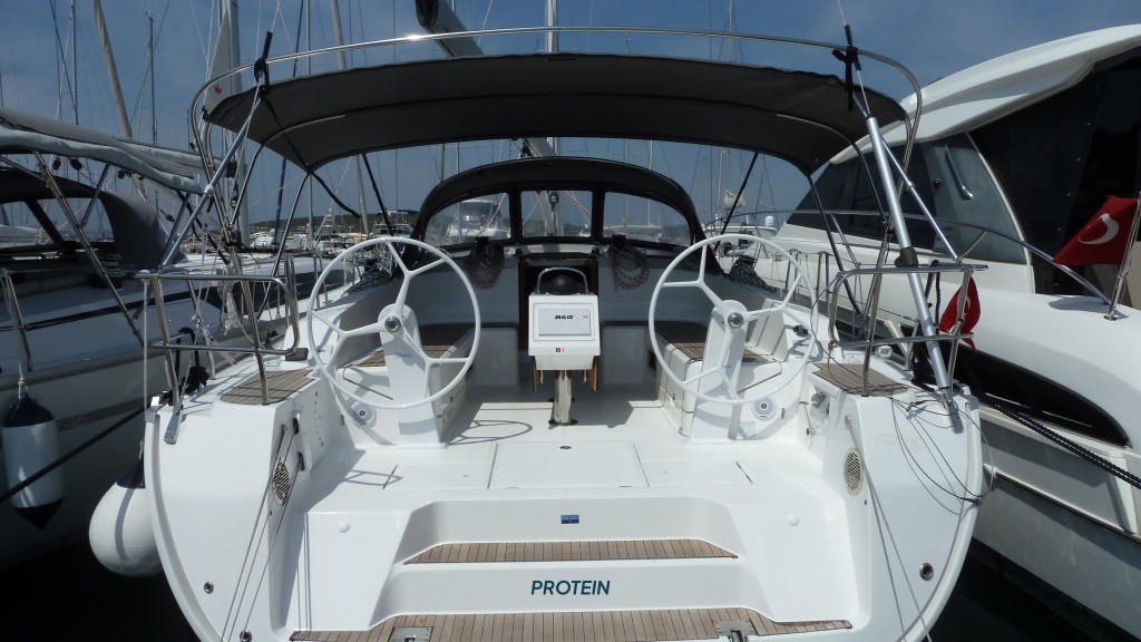Yacht BAVARIA - Cruiser 46 "Protein"