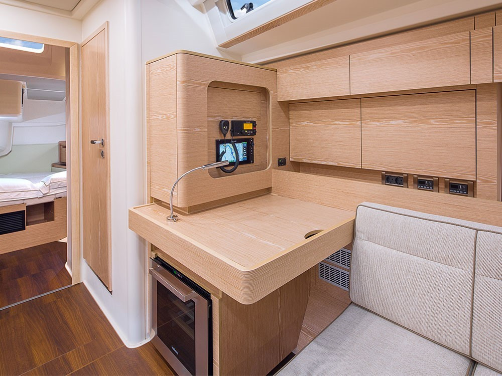 Yacht HANSE - 588 "Citrus"