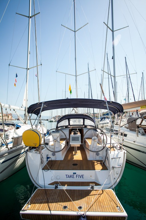 Yacht BAVARIA - Cruiser 34 "Take Five"