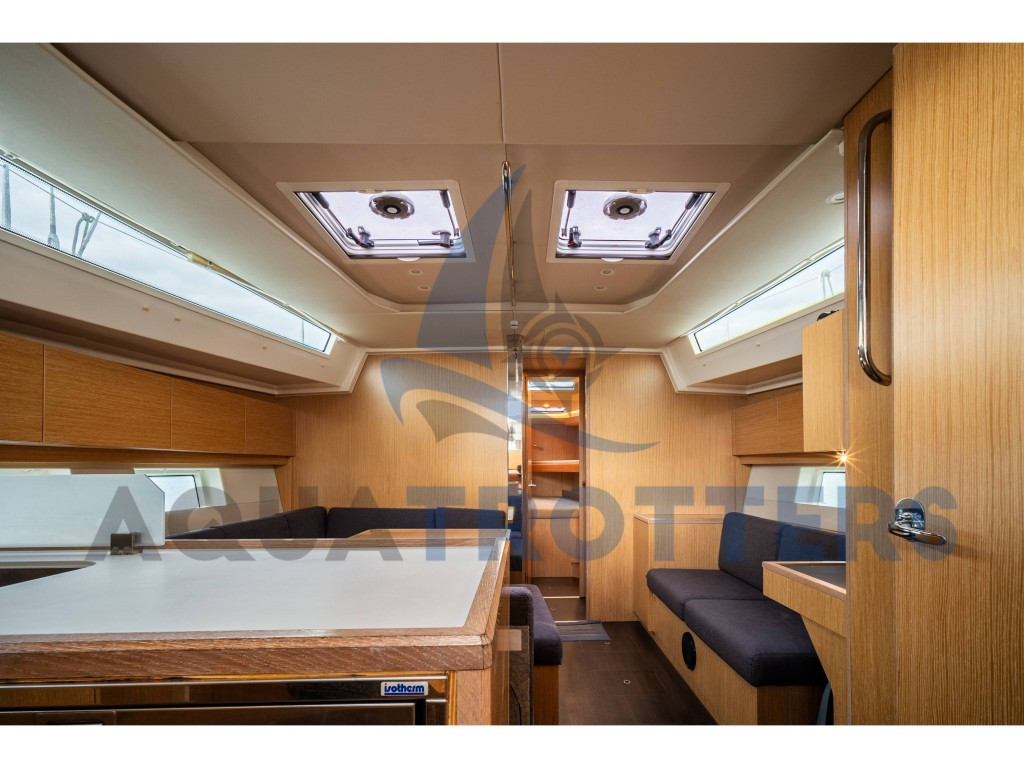 Yacht BAVARIA - C45 "Silver III"