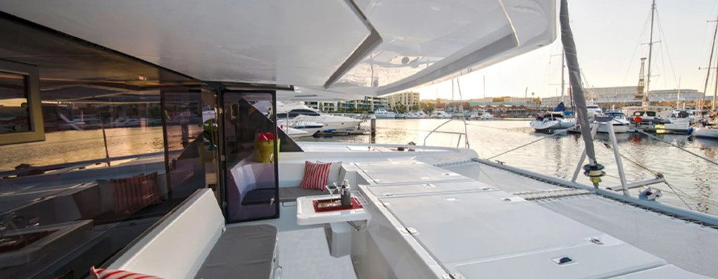 Yacht ROBERTSON AND CAINE - Sunsail 454 L - Leopard 45 ""