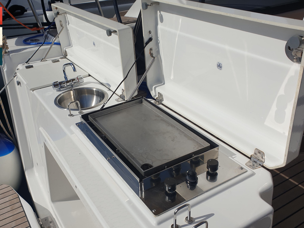 Yacht JEANNEAU - Sun Odyssey 410 "Elcano"