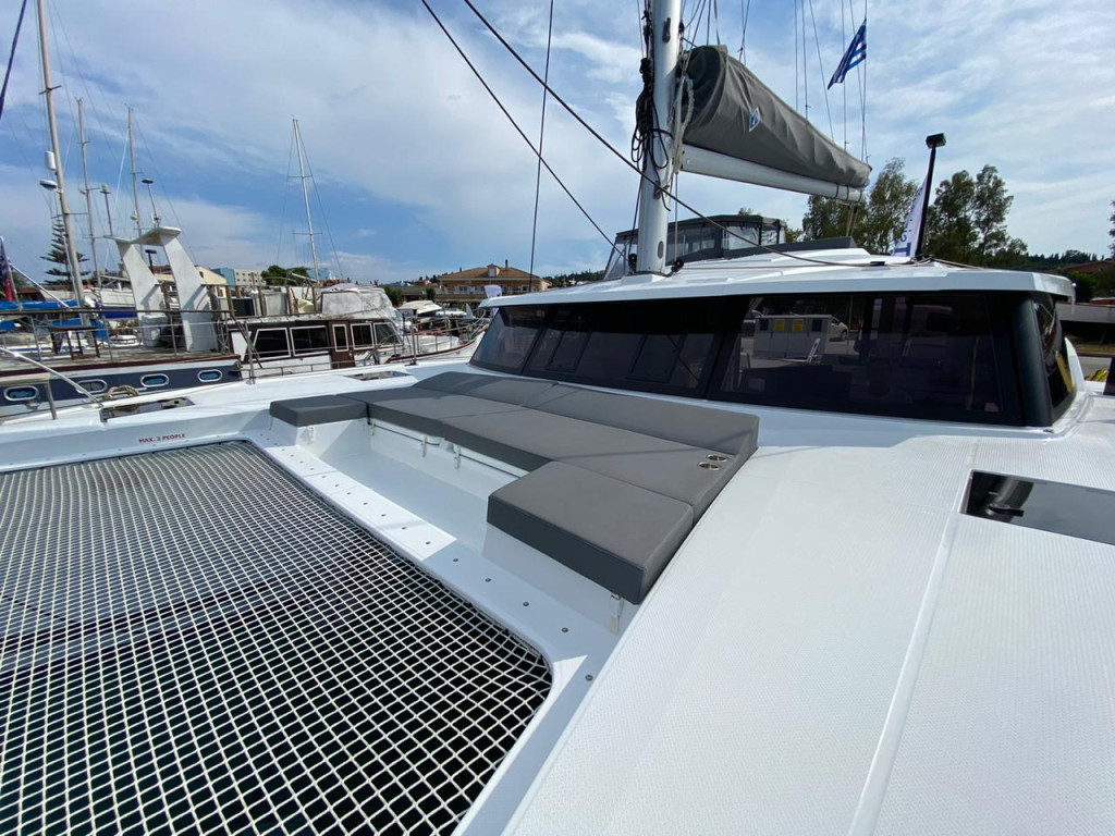 Yacht FOUNTAINE PAJOT - Astrea 42 "Ooga Chacka"
