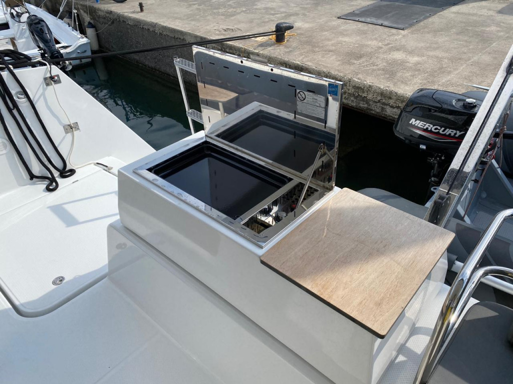 Yacht FOUNTAINE PAJOT - Astrea 42 "Ooga Chacka"