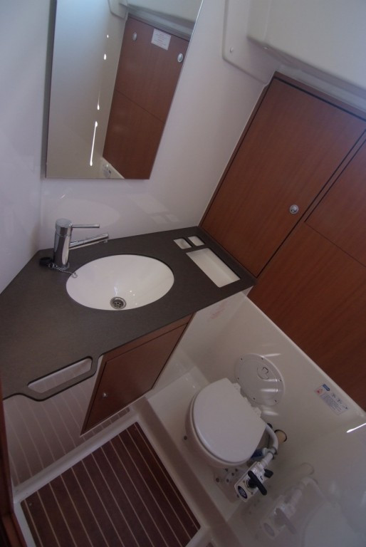 Yacht BAVARIA - Cruiser 45 "Vihor"