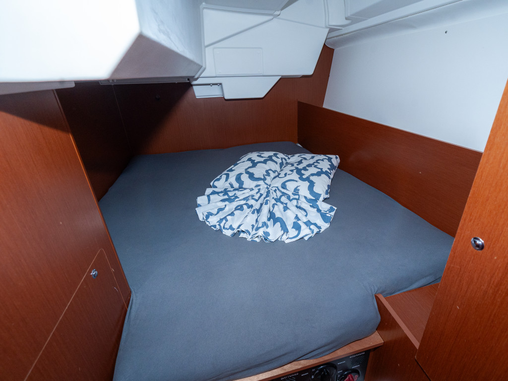 Yacht BENETEAU - Oceanis 38.1 "Hydra"