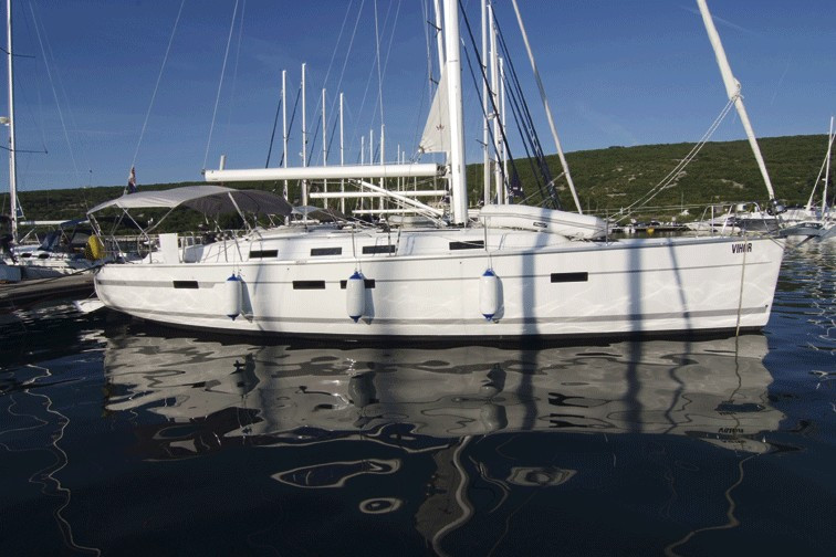 Yacht BAVARIA - Cruiser 45 "Vihor"