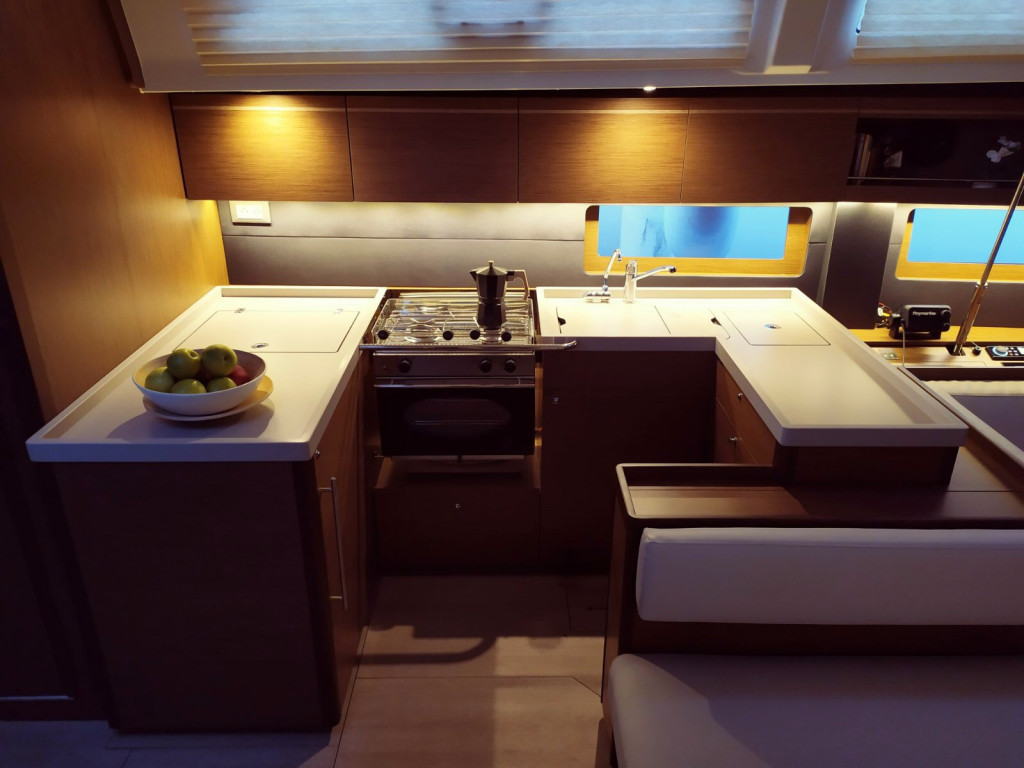 Yacht BENETEAU - Oceanis 51.1 "Infinity"