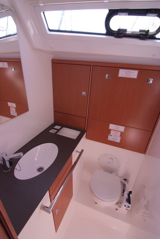 Yacht BAVARIA - Cruiser 46 "Garbin"