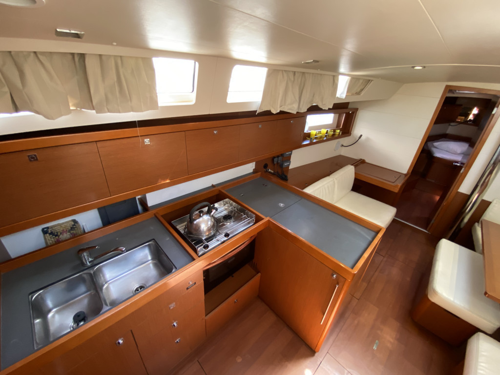 Yacht BENETEAU - Oceanis 45 "Callidora"