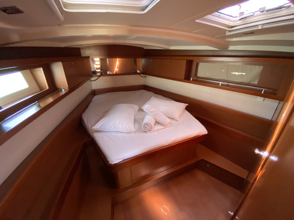 Yacht BENETEAU - Oceanis 45 "Callidora"
